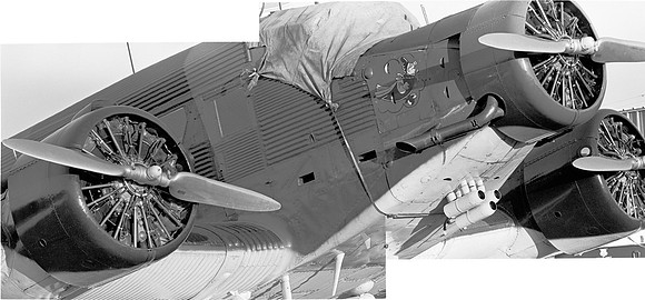 1054.b04,06 Junkers JU-52