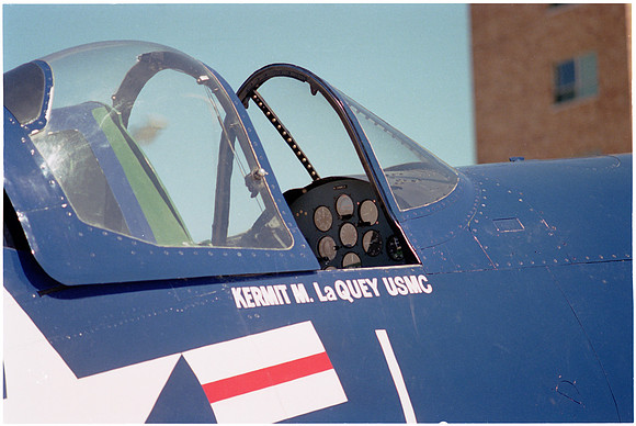 07 F4U Corsair cockpit