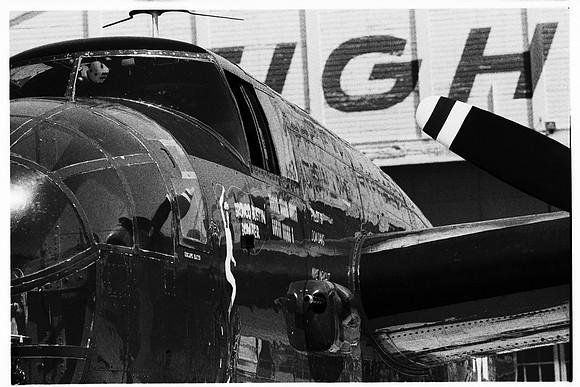 c1069.26 B-25 Mitchell port nose