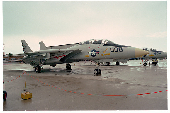 a11 F-14A Tomcat Starboard Nose