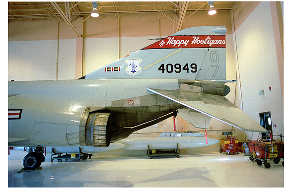 e03 F-4D Phantom Tail