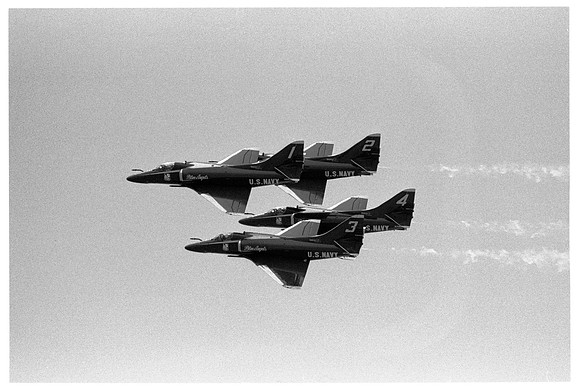 g14 Blue Angels A-6 diamond pass