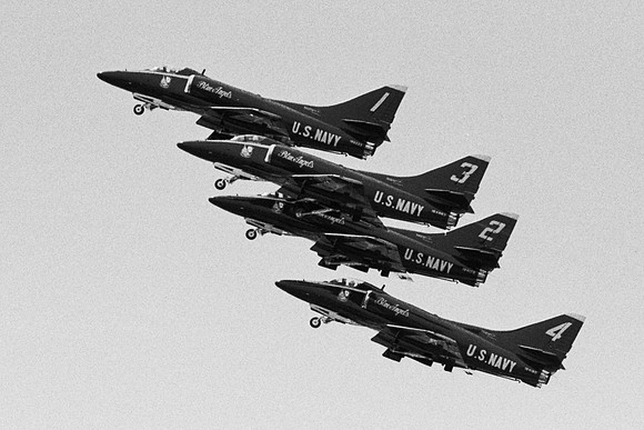 g11 Blue Angels A-6 inline nose wheels