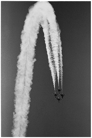 h16 Blue Angels A-6 vertical diamon loop