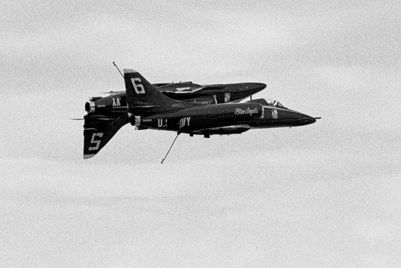 g18 Blue Angels A-6 inverted solos