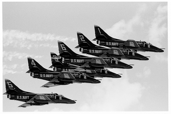 g35 Blue Angels A-6 6-plane pass