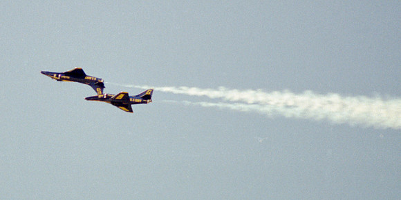 c02a Blue Angel Solo Farvel