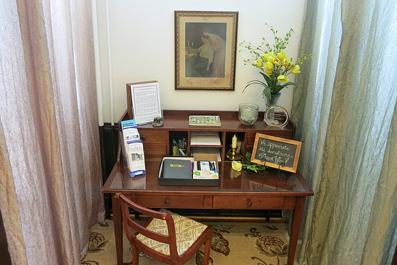 Side Office