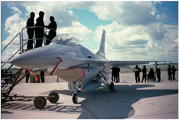12a1 F-16A Falcon nose