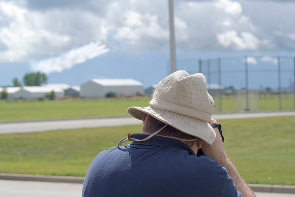 Bob Nelson Photographs Blue Angels Pass