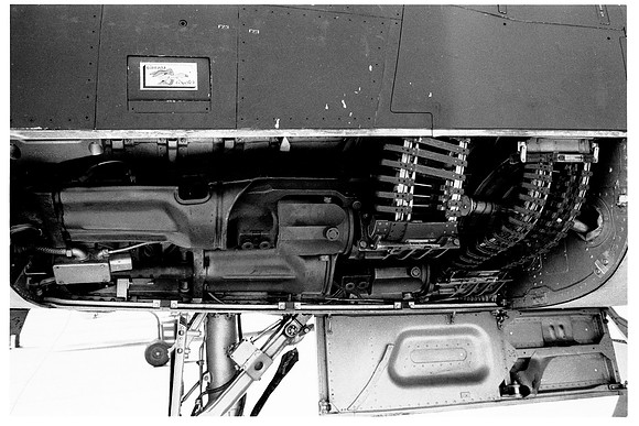 e06 F-100 Super Sabre 20mm cannon