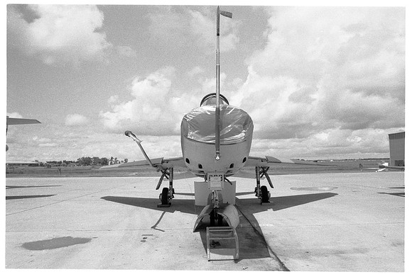 e07 F-100 Super Sabre nose