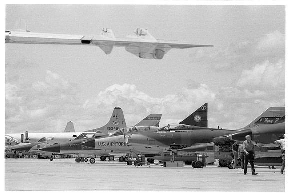 e09 flightline