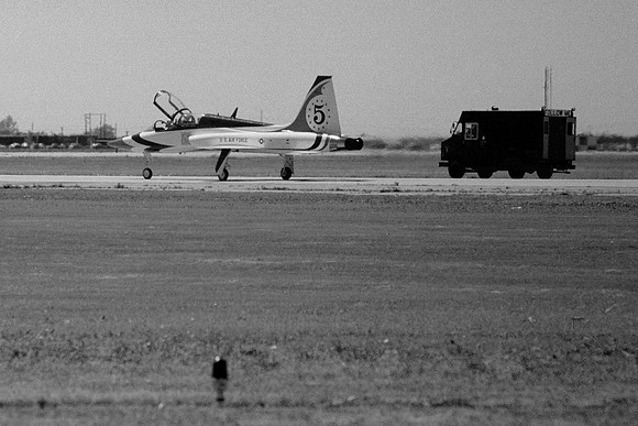 a15bw Thunderbird 5 truck