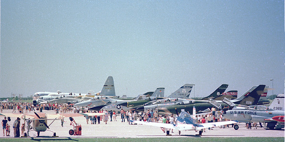 a09 Flightline