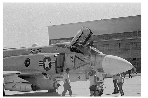 c10bw F-4 double exposure
