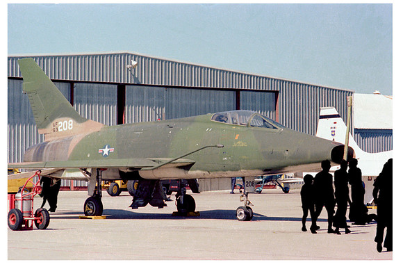 c06a1 F-100 Super Sabre