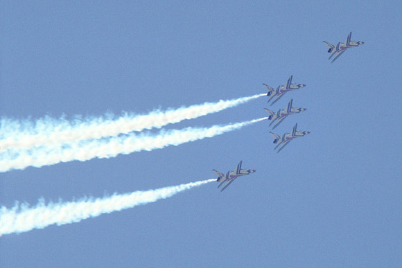 s10 Thunderbird S formation
