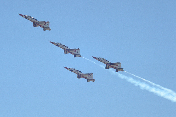 r33 Thunderbirds arrowhead