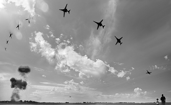 B-1B Lancer Panorama11