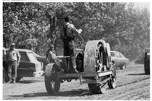 21 Little Bull Tractor