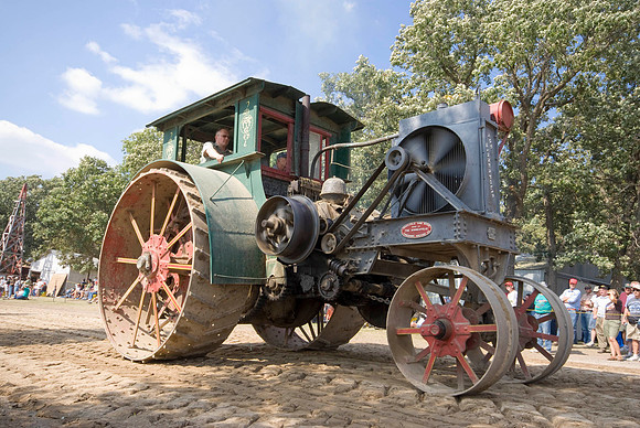 The Minneapolis, Minneapolis Farm Motor Threshing Machine Co.