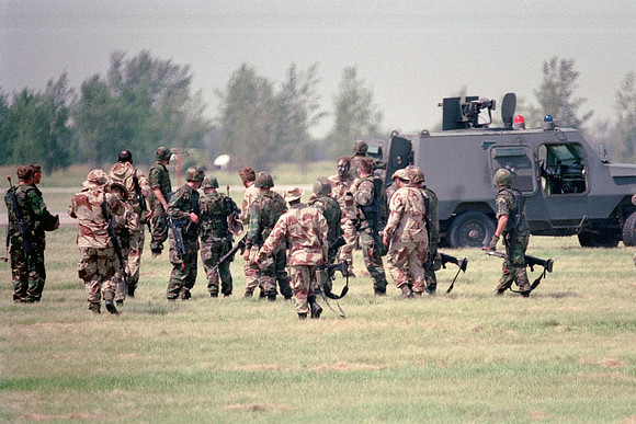 1993 0808r06