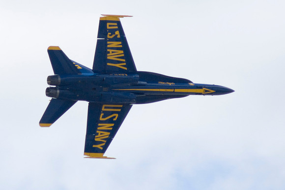 Solo #6 Passes At High Speed