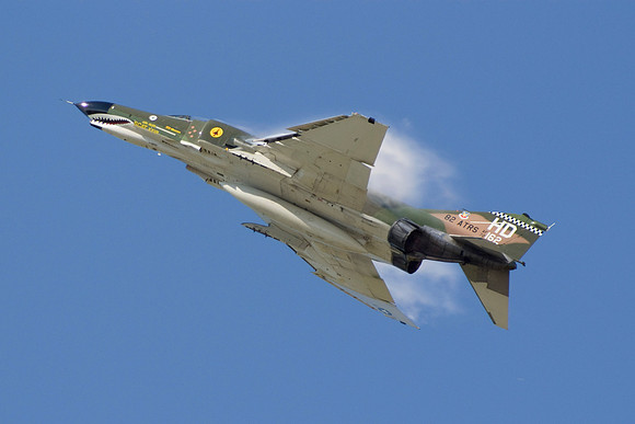 F-4 Phantom Blowing Condensate Out Of The Air