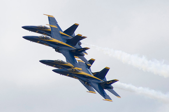 4-Plane Diamond Makes A Pass