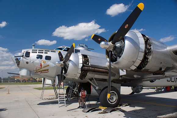 Aluminum Overcast Without Her Cowlings