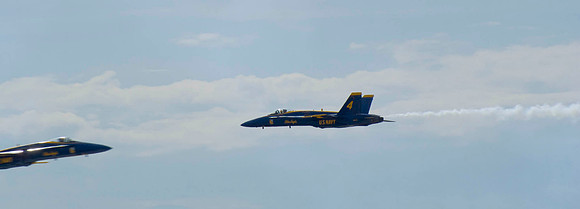 Blue Angels Solos Cross