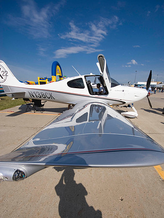 Shadows And Reflections Of A Cirrus SR22