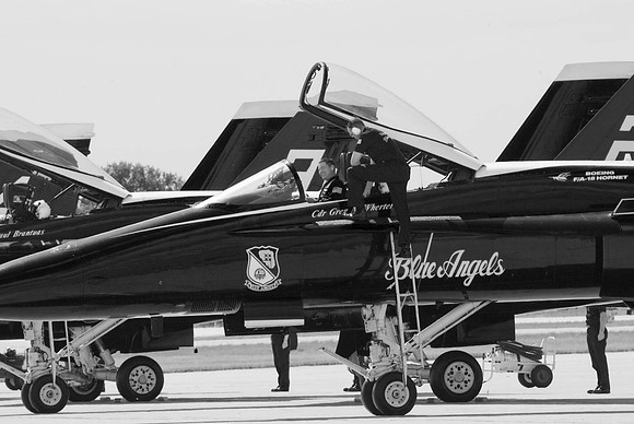 Blue Angel Pilots Mount Aircraft