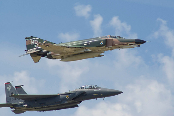 Phantom And Eagle, Slow Pass From The Left
