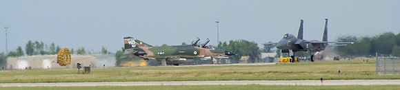 Heritage Flight Lands