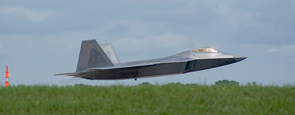 Raptor Low Takeoff