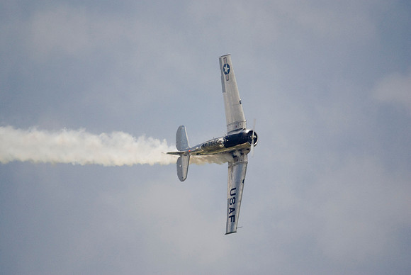 T-6 Banks Towards Us