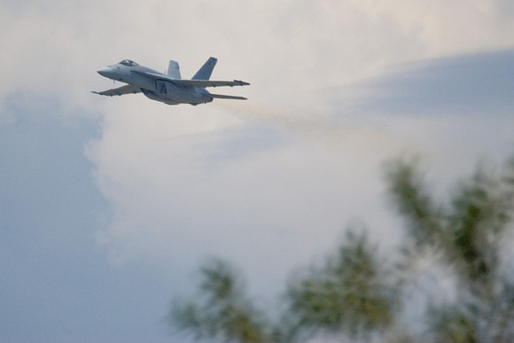 Super Hornet High Speed Pass