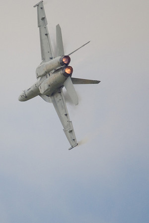 Two GE F414 Engines Bark
