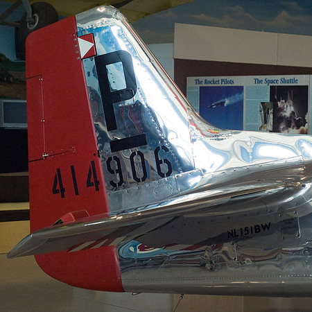 NL151BW