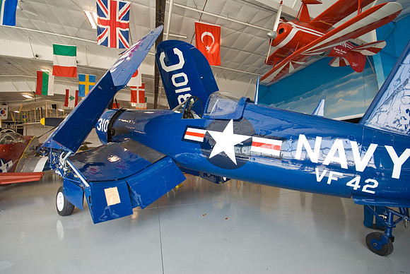 Corsair & Pitt