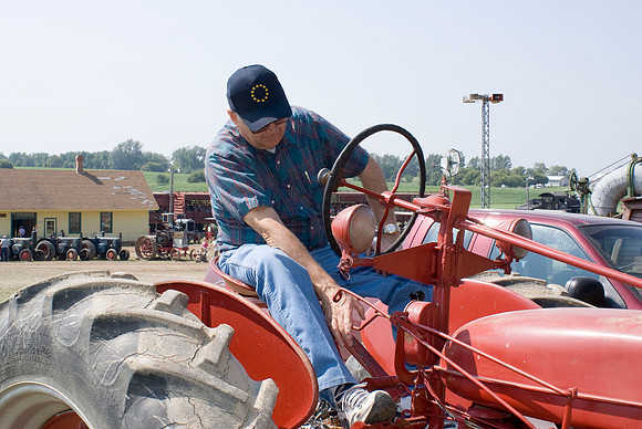 Gene Trying The Controls