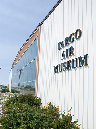 00915 Fargo Air Museum