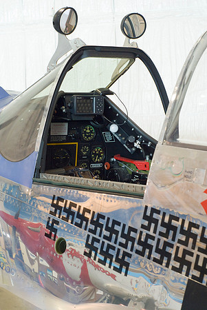 P51 Gripes A'Mighty Cockpit