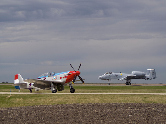 Mustang & Thunderbolt II Face Off