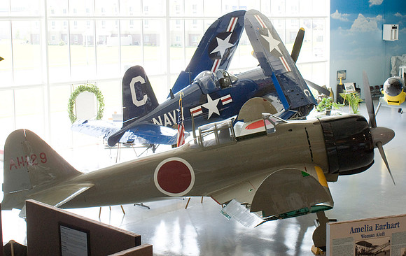 F4U Corsair & Zero