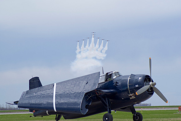 Snowbirds Smoke Over Avenger