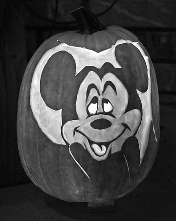 Mickey In Love