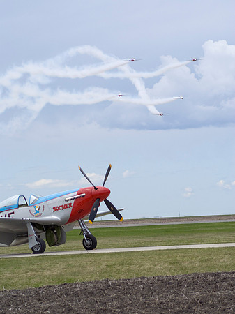 Snowbirds Cross Over Boomer